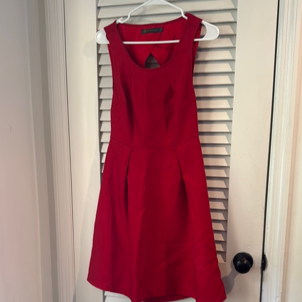 Outback Red Elegant Backless Dress